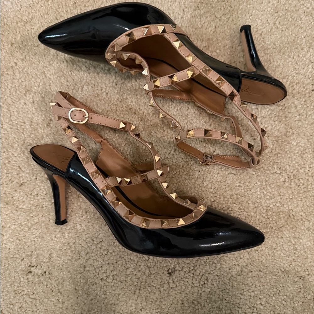 Arturo Chiang Black Patent Heels with Gold Studs